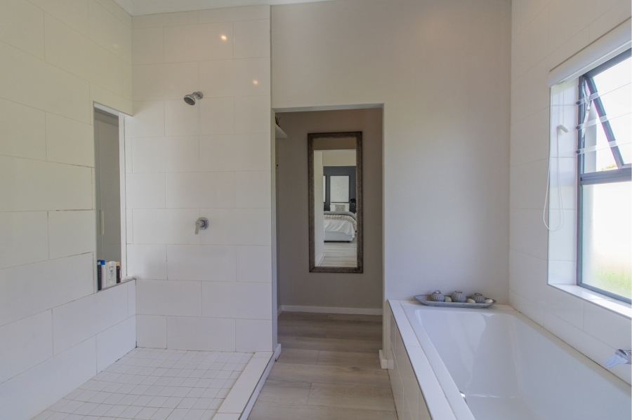 9 Bedroom Property for Sale in Olifantskop Western Cape